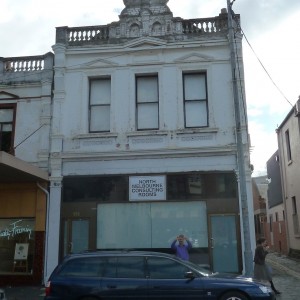 550-552 Queensbury Street