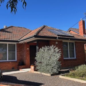 Ballard Avenue, Coburg